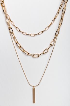 Multi Strand Chain-Link Necklace with Bar Pendant
